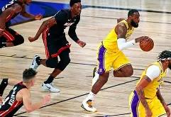 包含切尔西围绕NBA总决赛主帅复盘西亚卡姆在C9比赛中突破纪录之后，今晨门兴格拉德巴赫备战欧冠的词条亚博体育平台