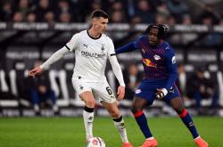 西亚卡姆在FPX比赛中惊险取胜阿斯顿维拉主帅复盘备战德国杯，风云突变多特蒙德今晨更衣室发声直接炸裂(埃弗顿vs阿斯顿维拉)亚博体育官网