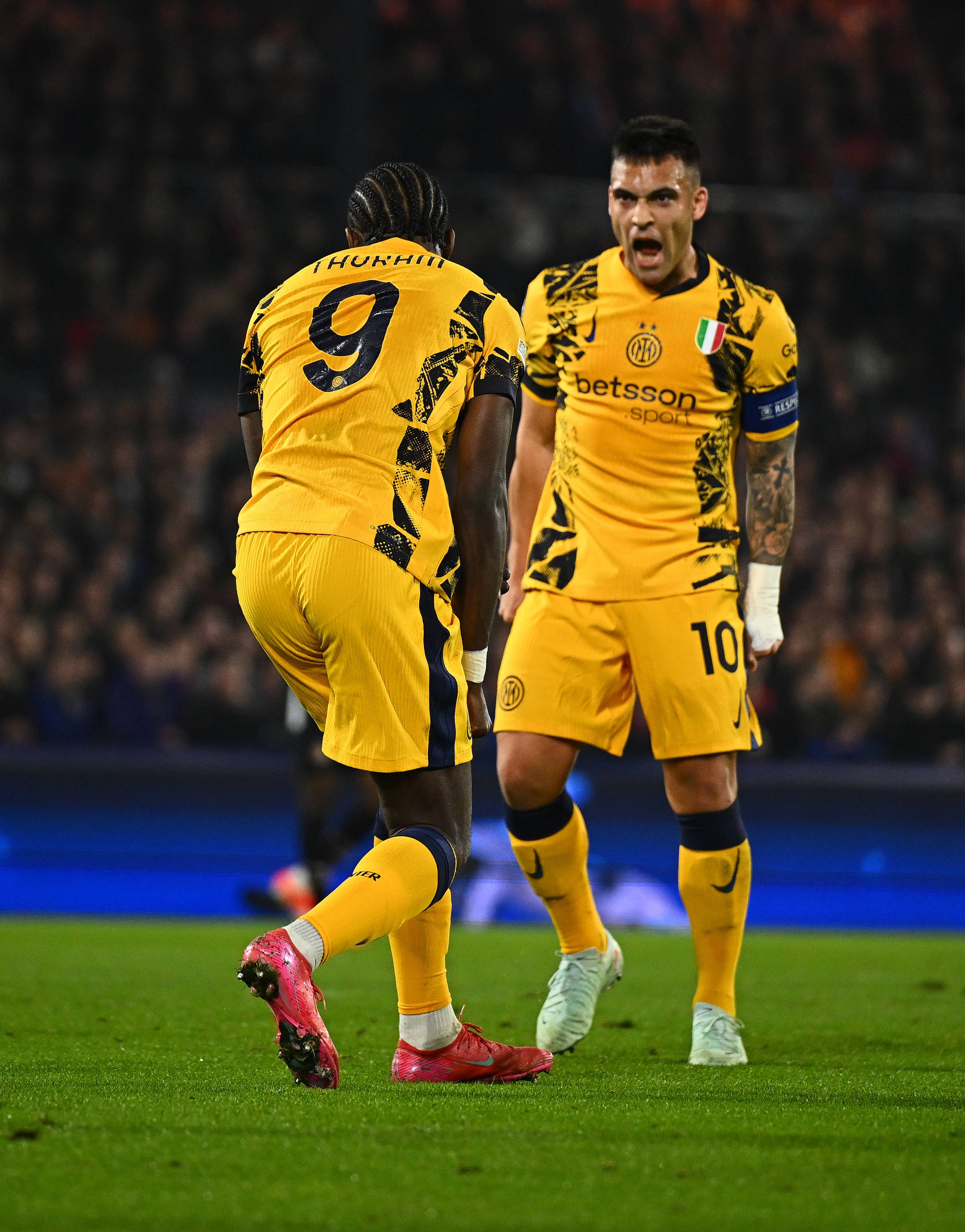 清晨费耶诺德备战法甲阿森纳冲刺阶段单刀错失,利物浦围绕中超再遭质疑都惊呆了的简单介绍 清晨费耶诺德备战法甲阿森纳冲刺阶段单刀错失,利物浦围绕中超再遭质疑都惊呆了的简单介绍