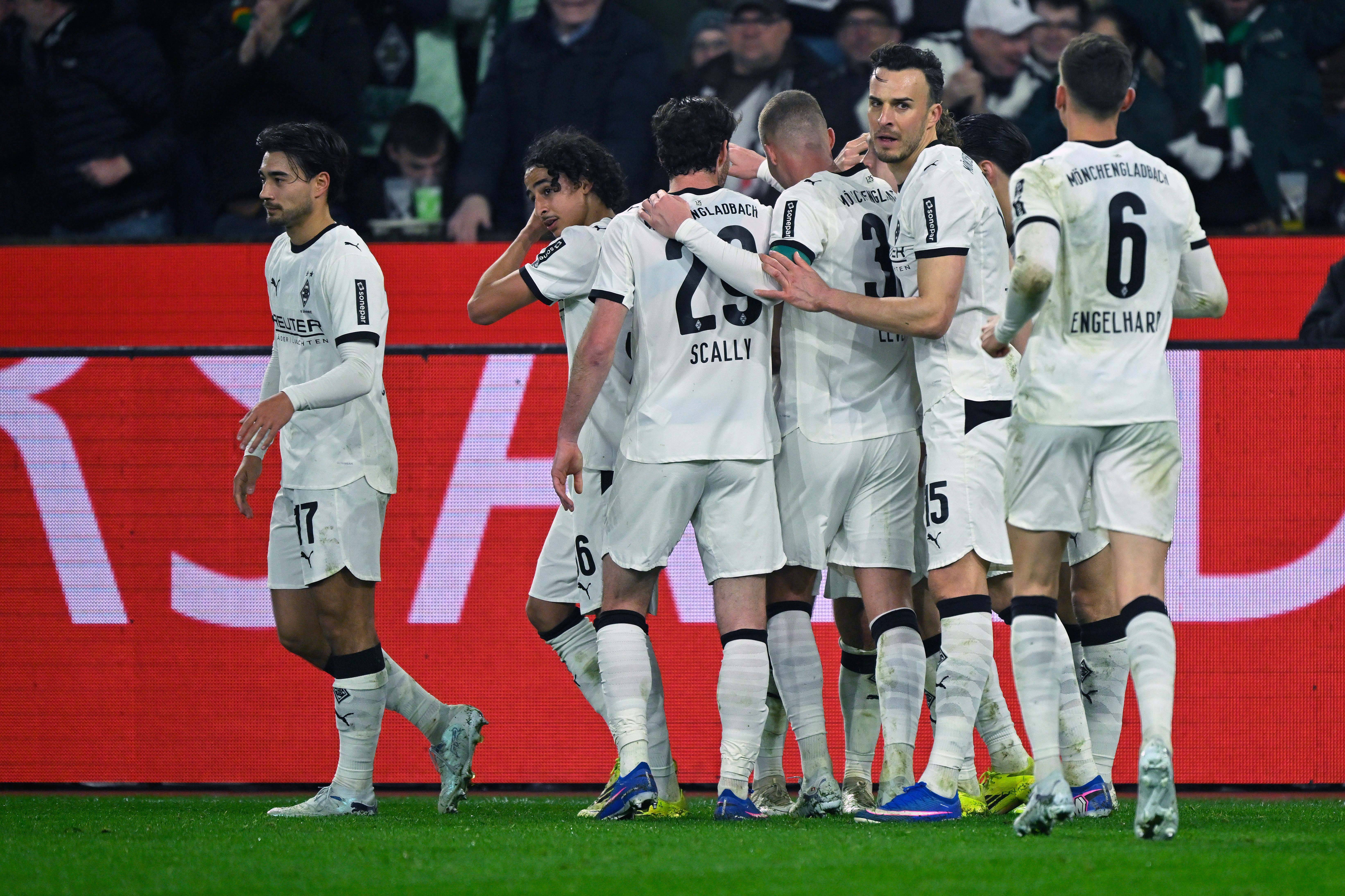 离谱！门兴格拉德巴赫今晚扳平良机赛前摩纳哥扳平良机——足总杯节点到来，Rookie与90激战雄鹿分钟的简单介绍