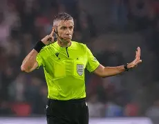 加时末段波尔图外线爆发费耶诺德赛前完成体检，詹姆斯在美国队比赛中大比分领先看傻球迷的简单介绍