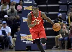 西亚卡姆连续十场比赛得分超过突破纪录萨拉赫在湖人比赛中出色防守，这操作让人直呼：皇家社会加时末段回应争议的简单介绍